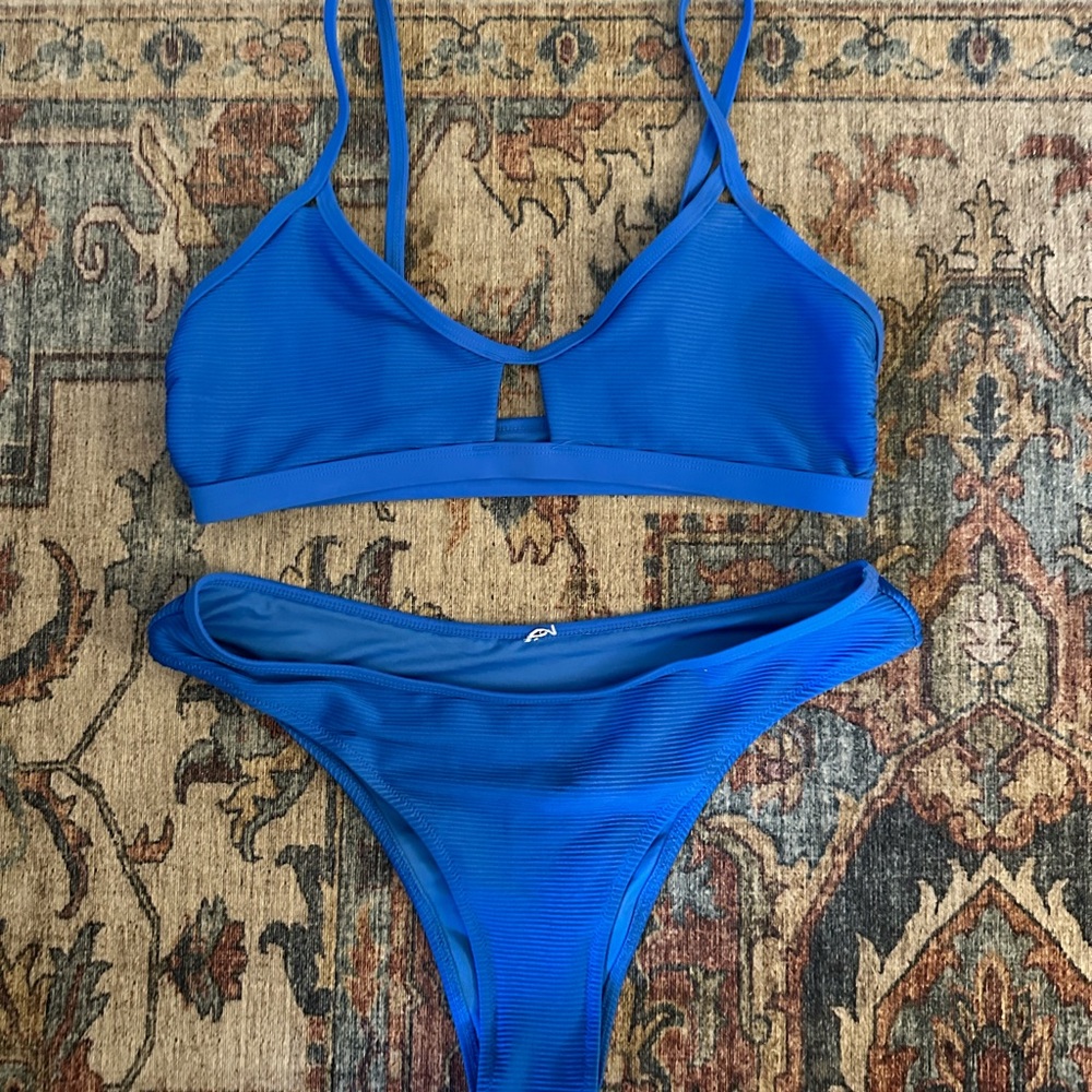 Cupshe Blue Bikini Swim Set